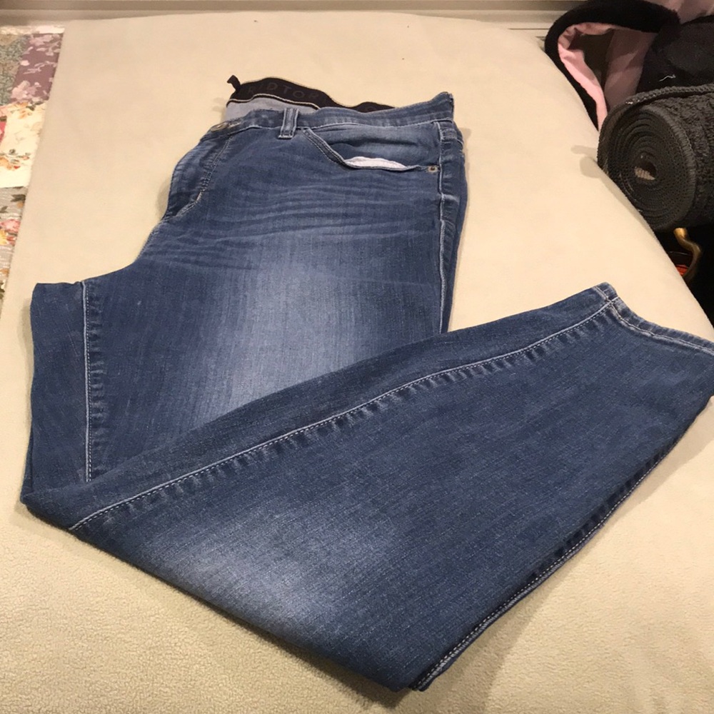 Torrid size 20R skinny jeans.